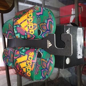 ADIDAS adilette comfort slides size 7 womens